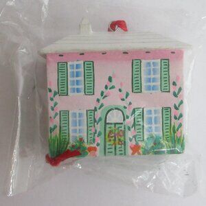 Bermuda Christmas Ornament Wooden Pink House Bermuda Trader NIP NEW